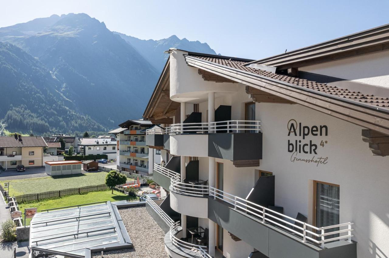 Genusshotel Alpenblick Langenfeld Exterior photo